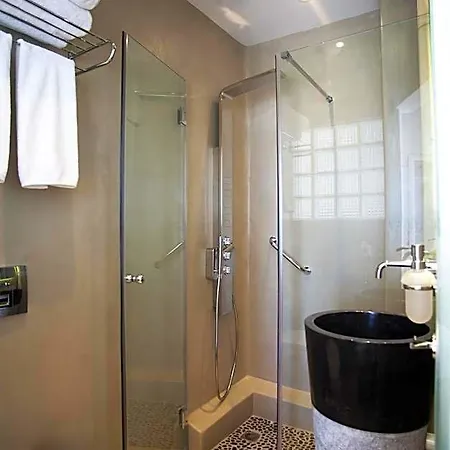 Kalypso Aparthotel 4*