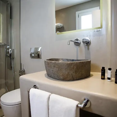 Kalypso Aparthotel 4*